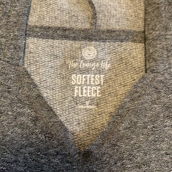SO gray soft fleece tunic hoodie, v neck, pocket - Picture 8 of 12